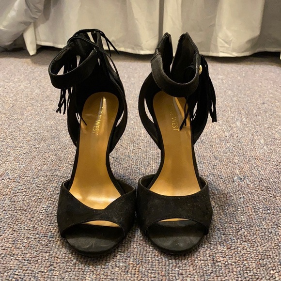 Nine West Shoes - Fringe black heel